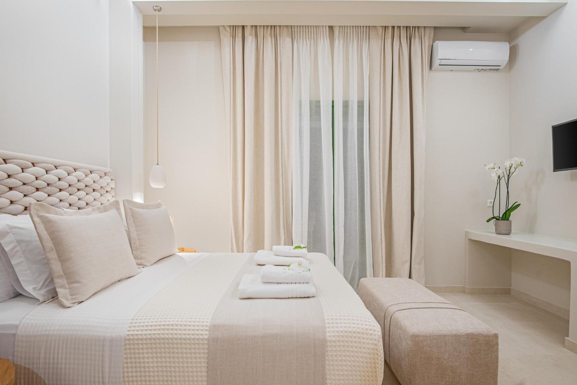 Casa Di Fiori Andros Suites Bagian luar foto